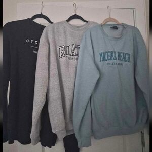 3 Comfy Crewnecks - XL